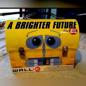 Wall-e Dome Lunch Box - Disney Pixar (2008) excellent condition (collectible)
